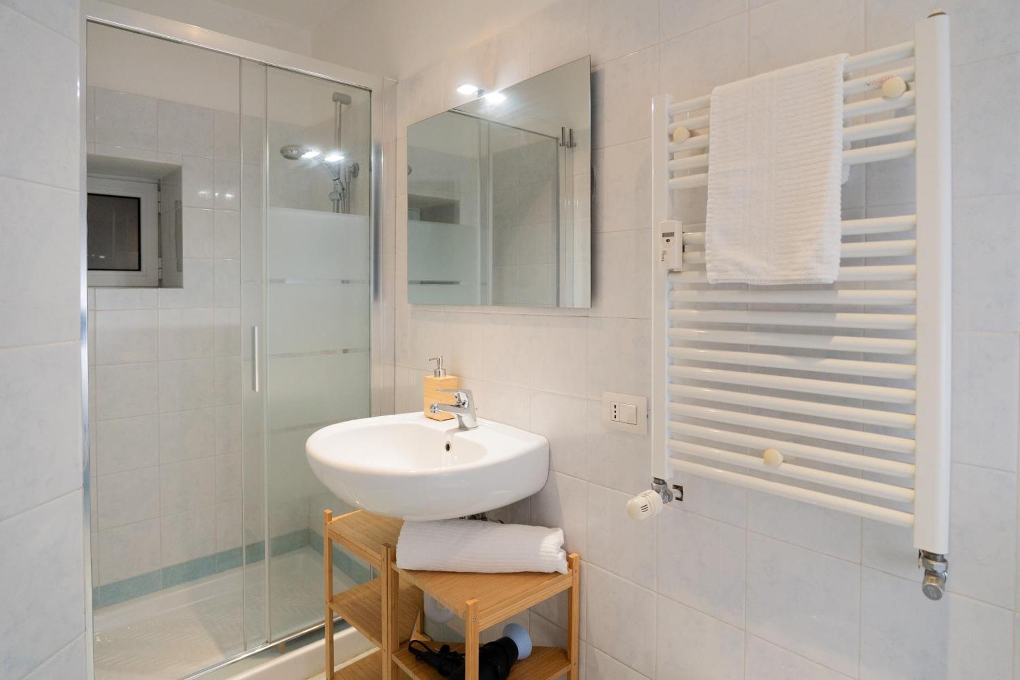 Niu Cozy Suite With Terrace جنوة المظهر الخارجي الصورة